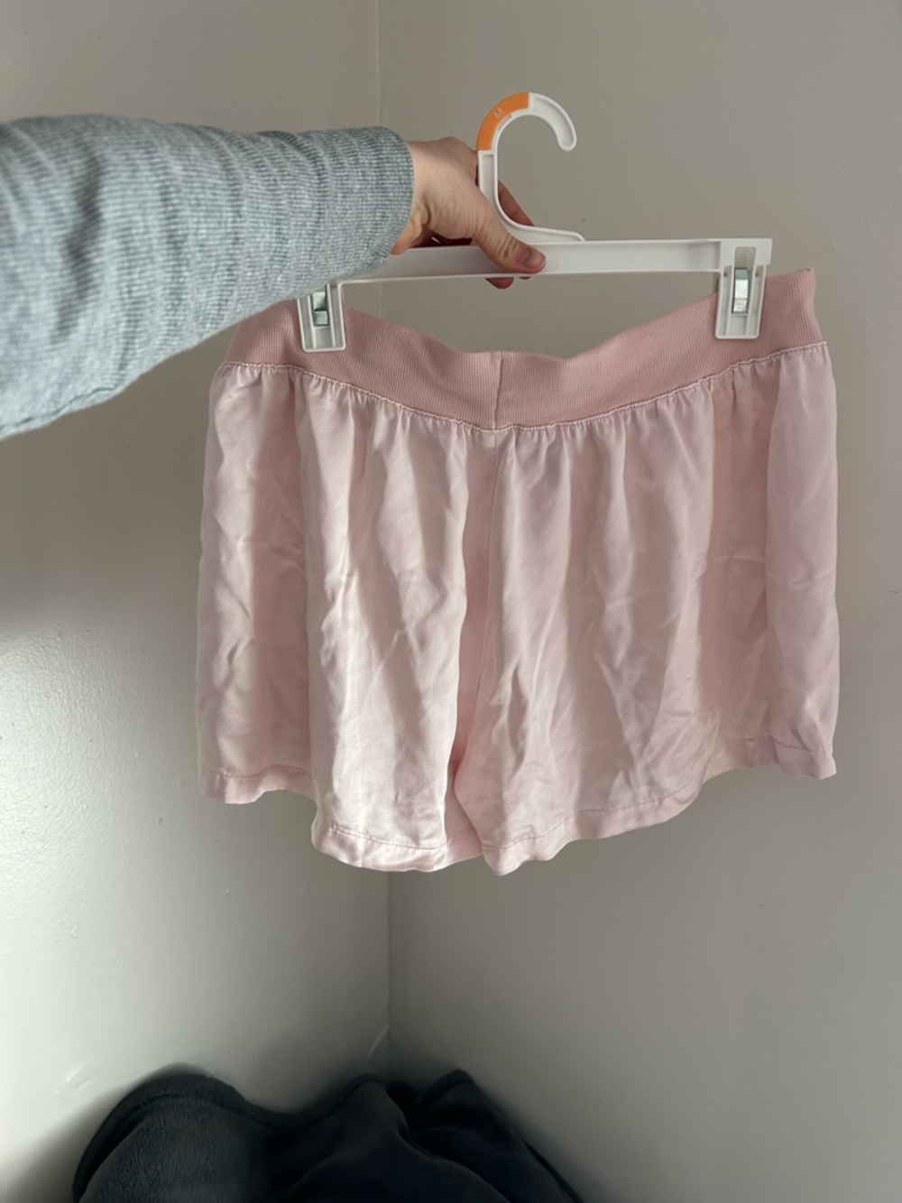 BUNDLE of 2 Pairs of Pj Harlow Pants and Shorts in Blush Size Large - Picture 11 of 11